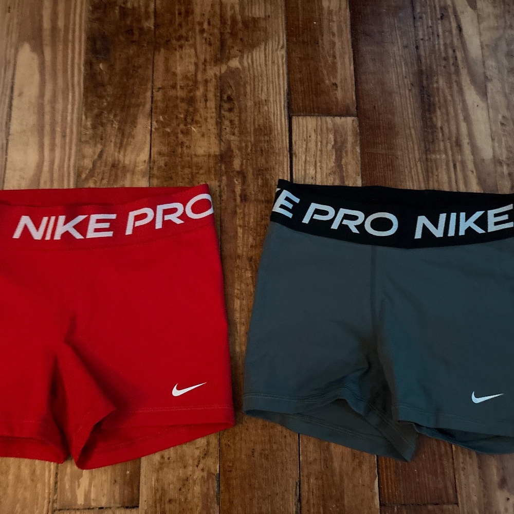 Two Nike pros